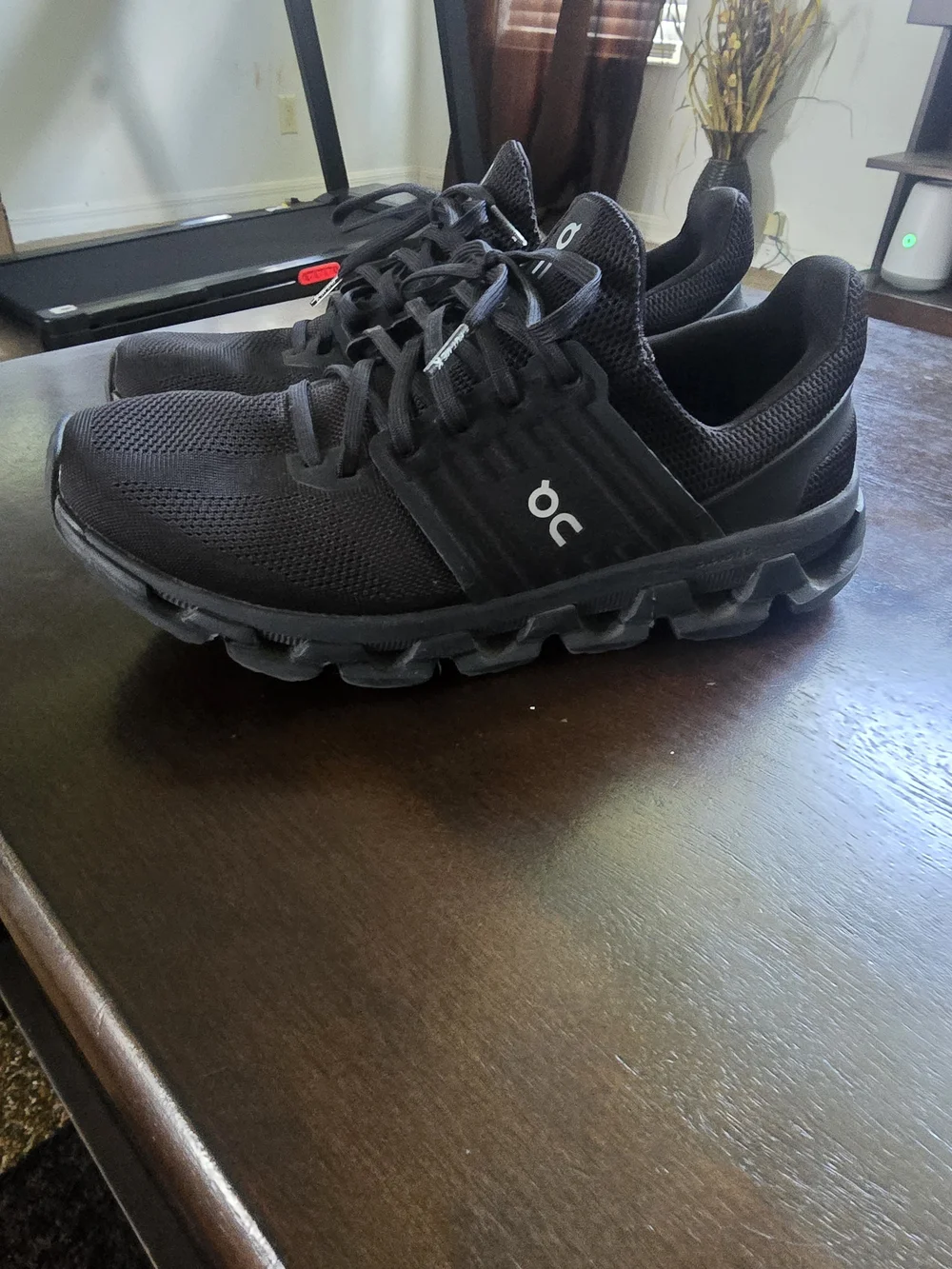 On Running Women's Black Cloudswift Lightweight Running Shoe